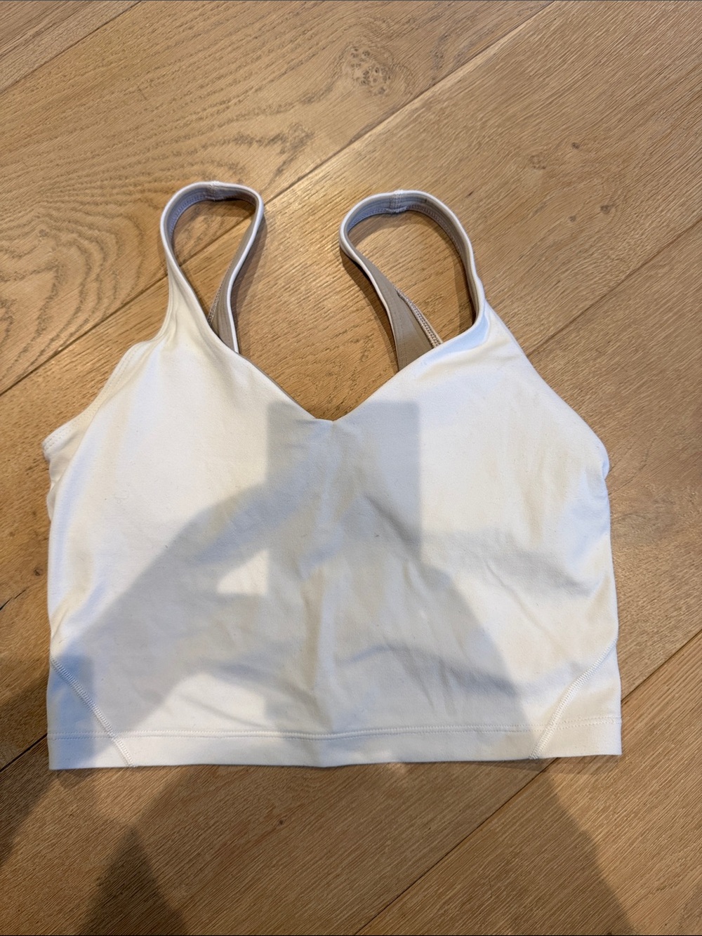 Lululemon sports bra size 6